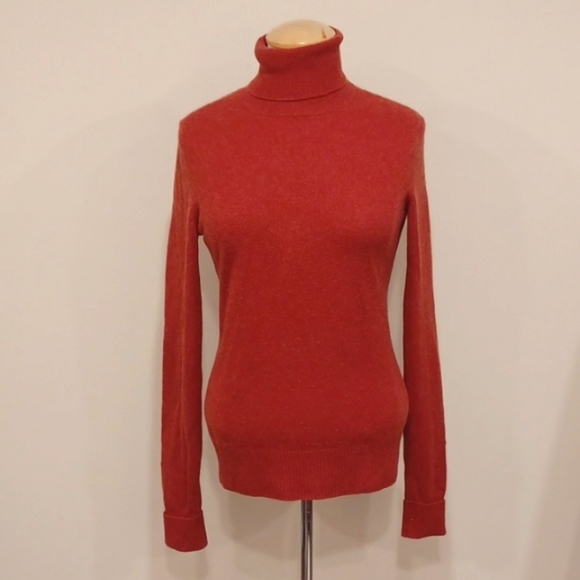 Kirkland Signature Cashmere Cinnamon Turtleneck Sweater- Sz. Sm - Picture 8 of 9